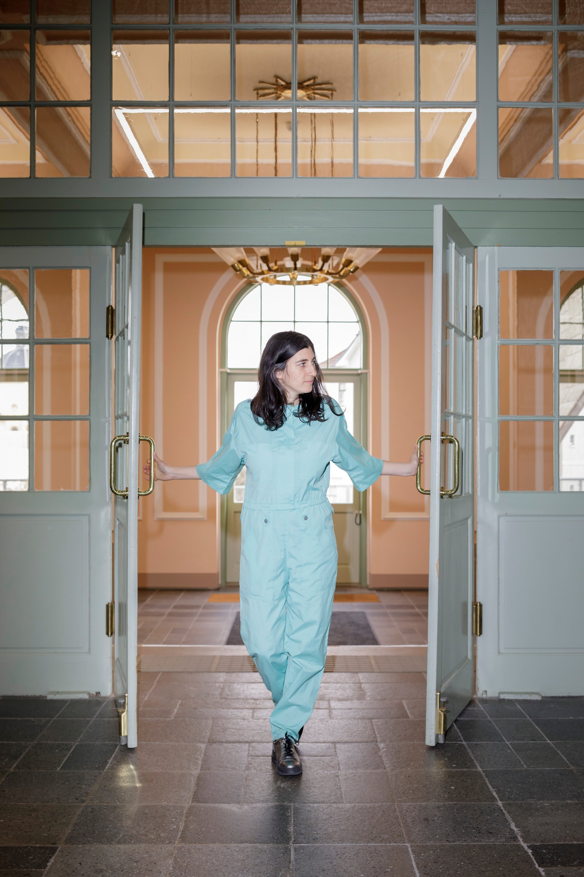 Anne Glassner beleuchtet Sozialgeschichte in der galeriekrems
