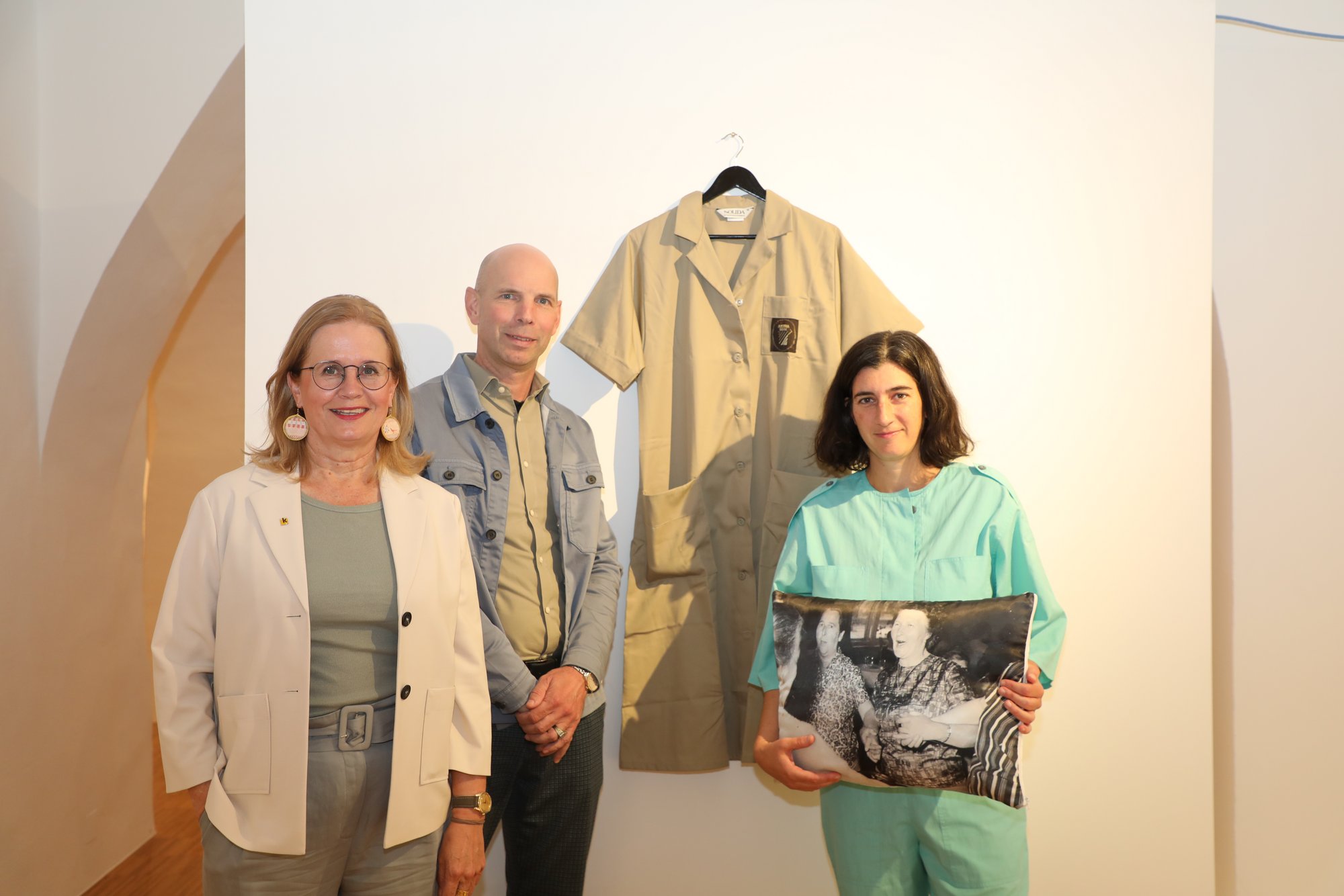 Anne Glassner erinnert an die Tabakarbeiterinnen in der galeriekrems
